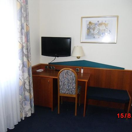 Centralhotel Ratingen Luaran gambar