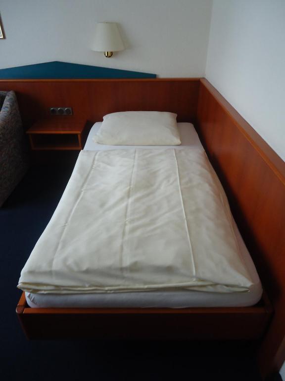 Centralhotel Ratingen Bilik gambar