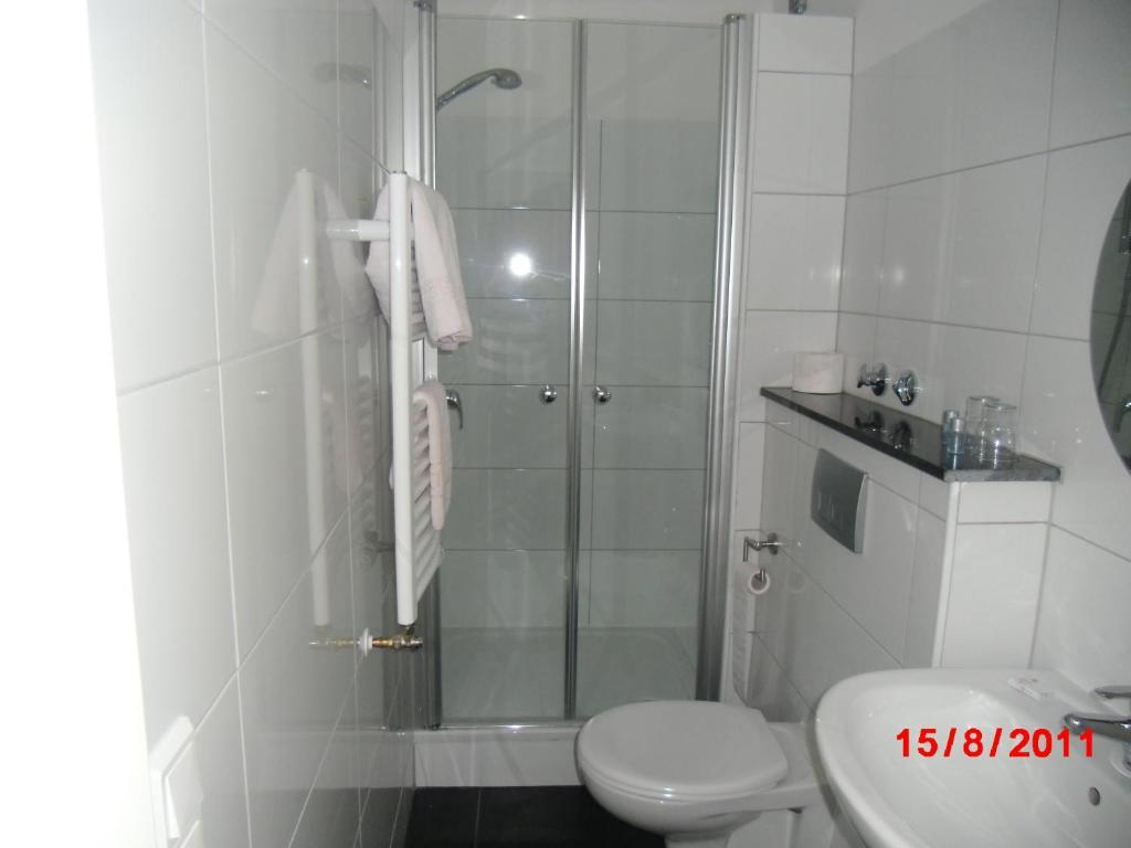 Centralhotel Ratingen Bilik gambar